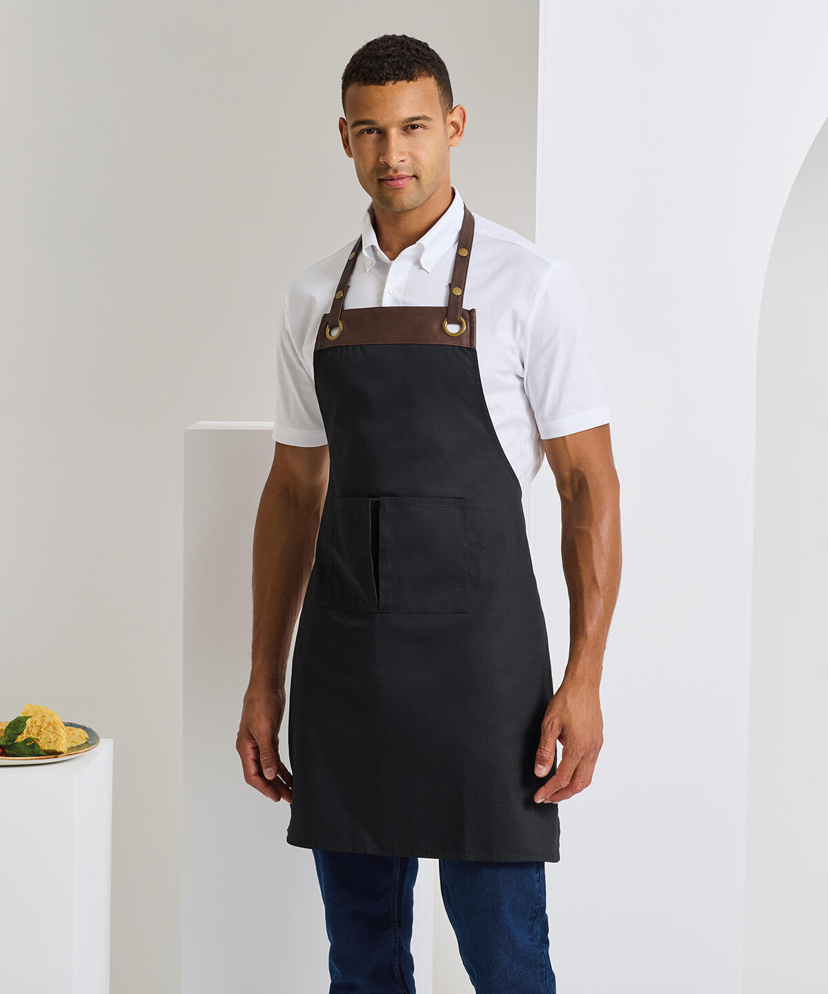 PR123 Espresso bib apron Brown - Image 2