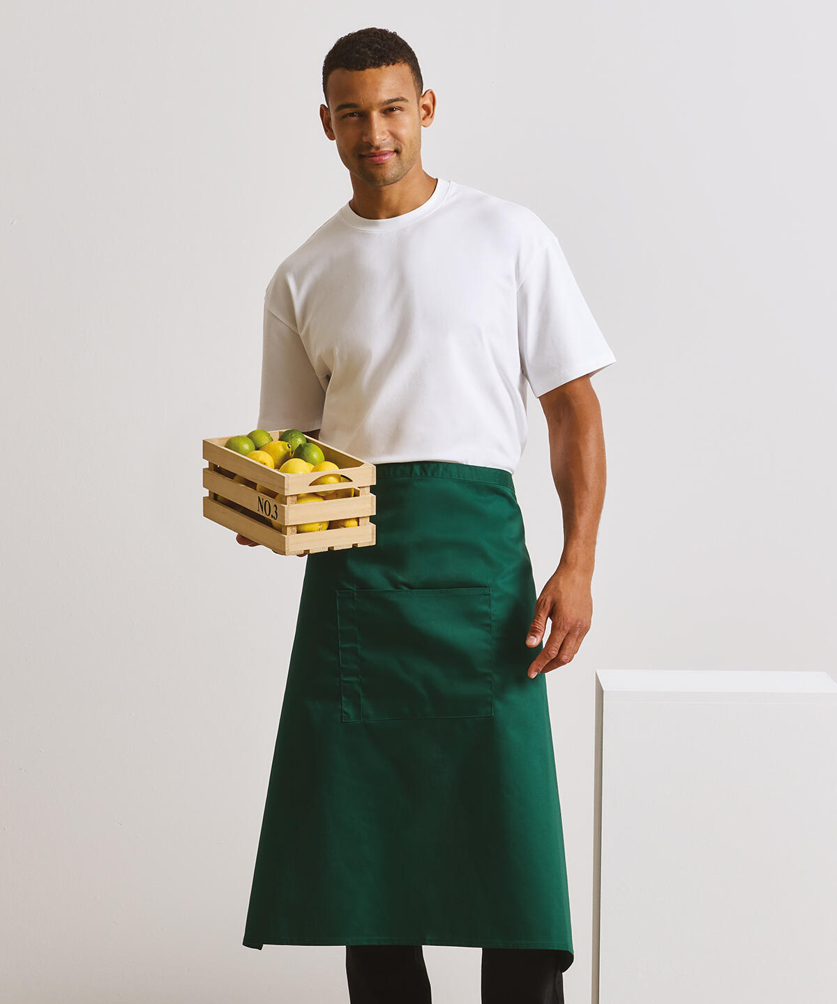 PR158 Colours bar apron Blue - Image 2