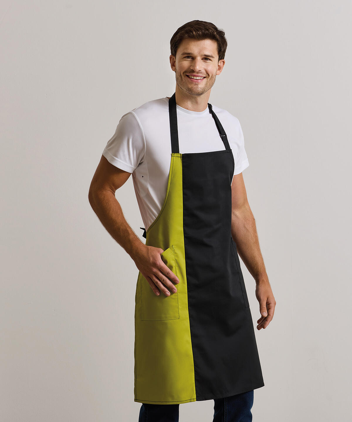PR162 Contrast bib apron Black - Image 2