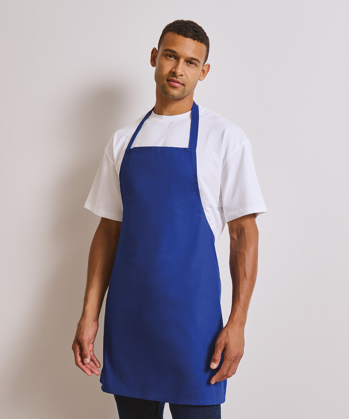 PR165 Essential bib apron Red - Image 2
