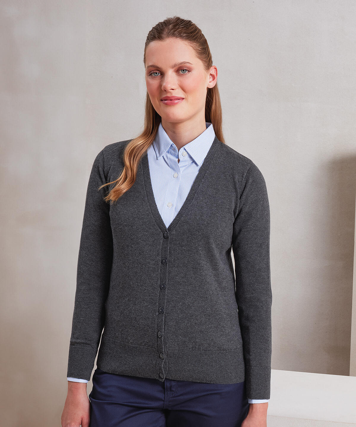 PR697 Women's button-through knitted cardigan Grey - Image 2