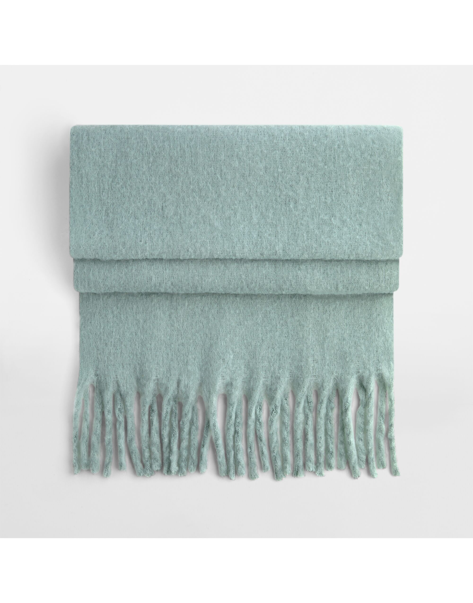 B496R Fluffy Scarf Dusty Green