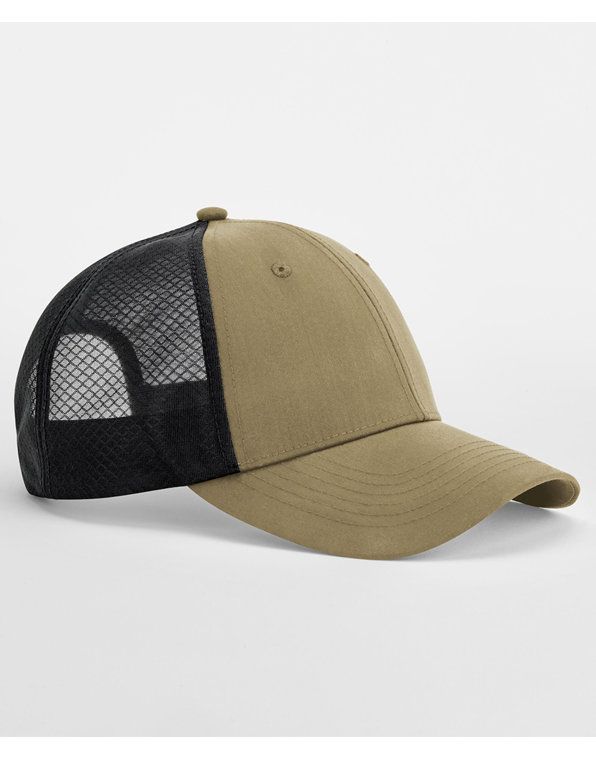 B644R Technical Mesh Trucker Desert Sand / Black