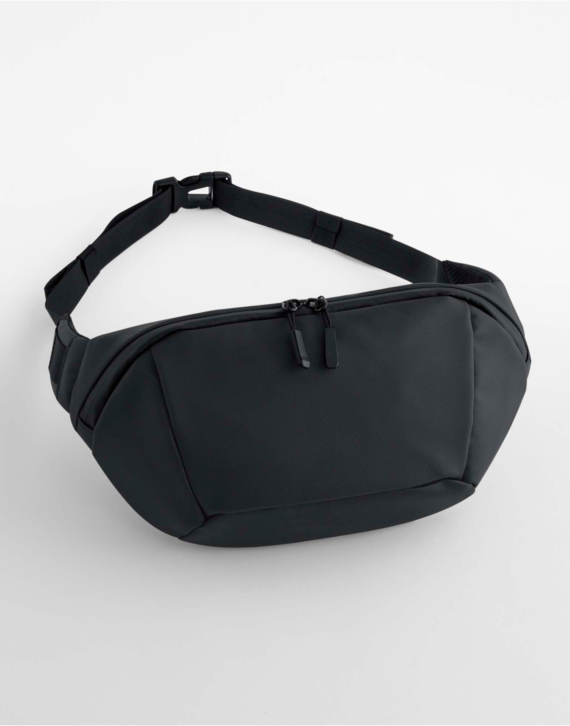BG346 Everyday Carry 5 Litre Cross Body Black