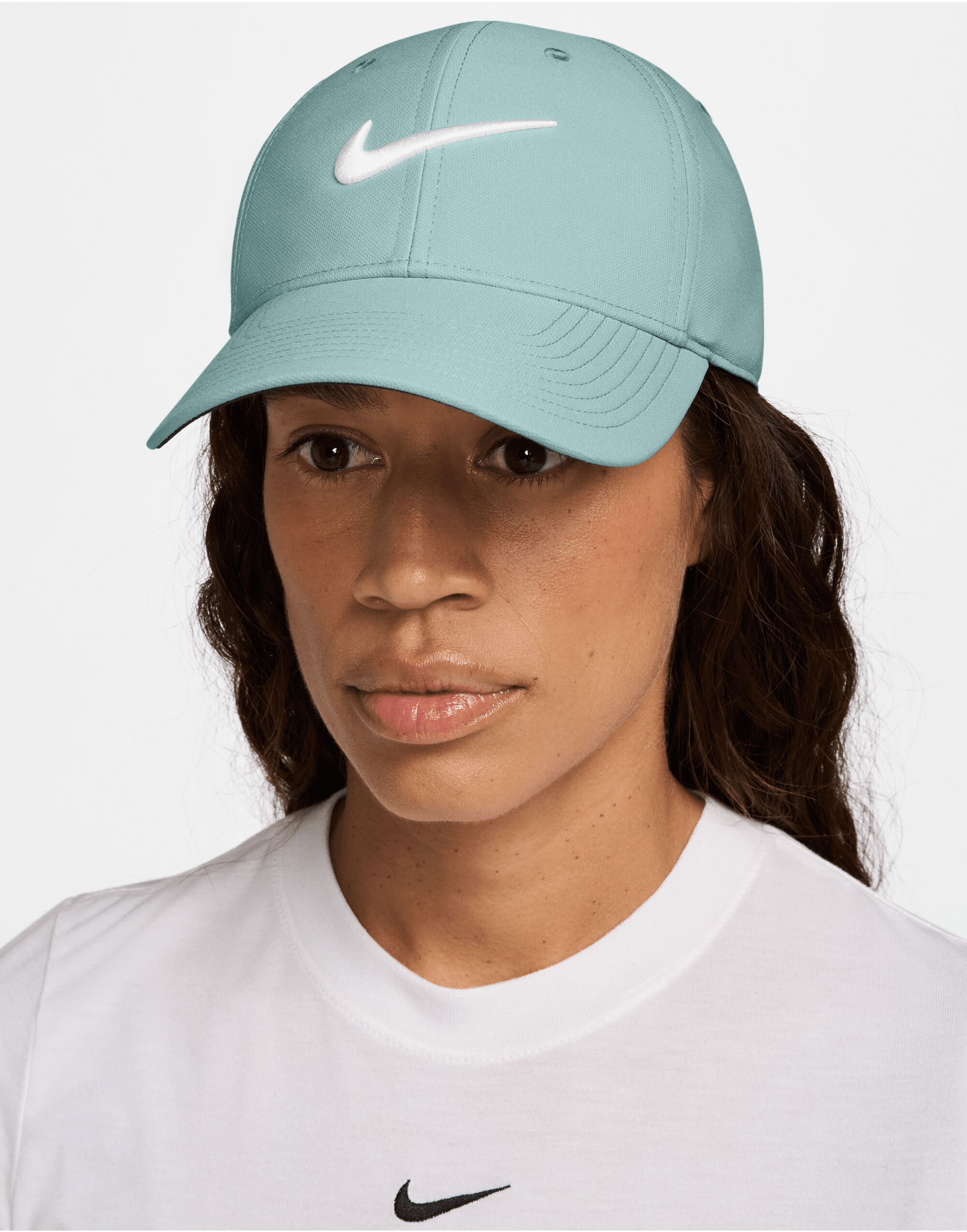 FB5625 Dri-Fit Structured Swoosh Cap Cannon/White