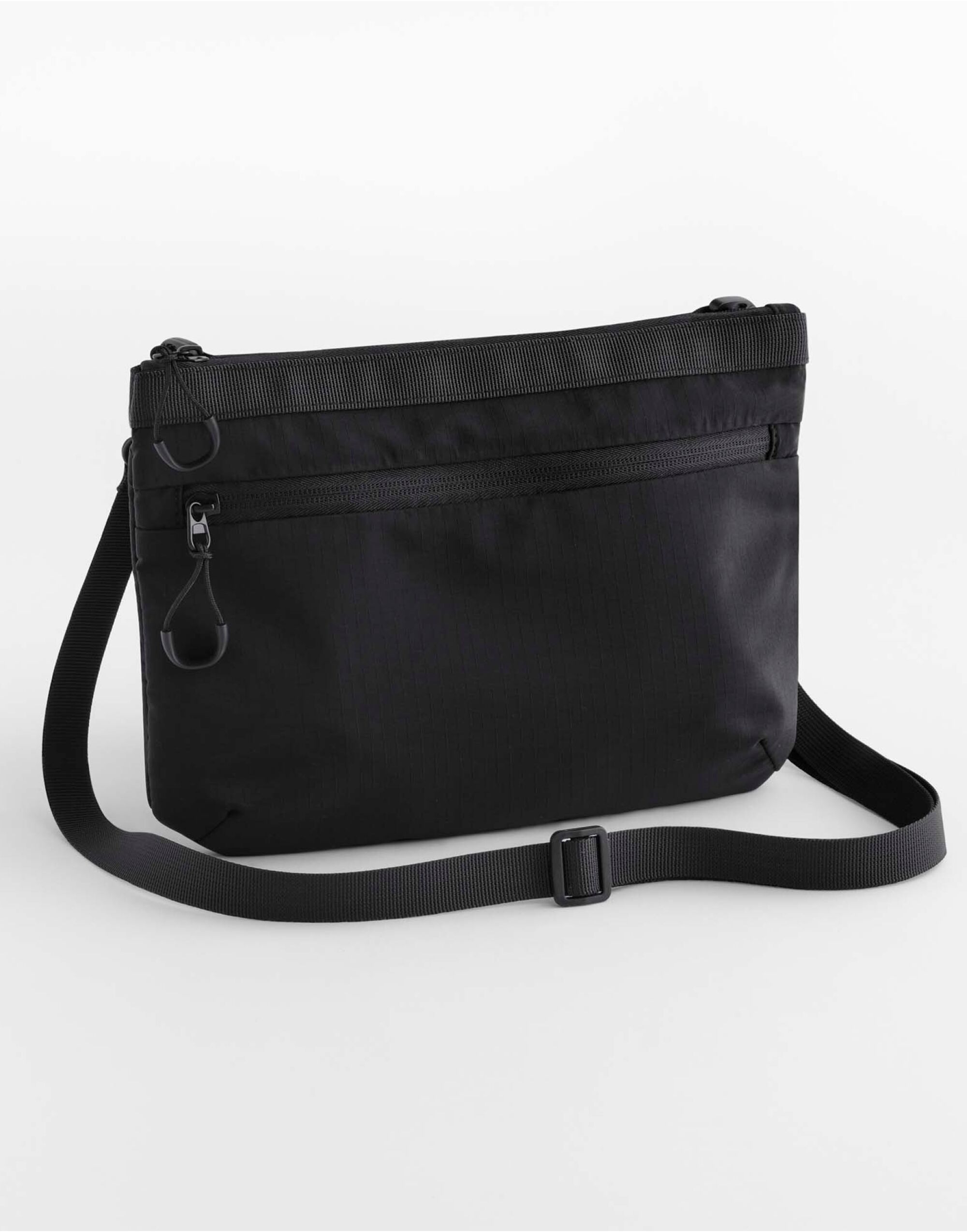 QD283 UrbanShift Sacoche Black