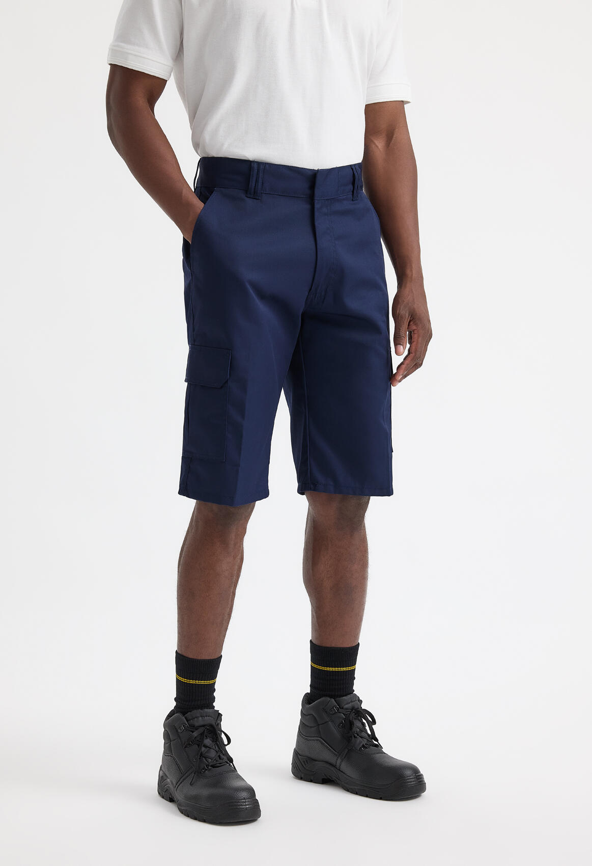 UC907 Black Mens Cargo Shorts - Image 2